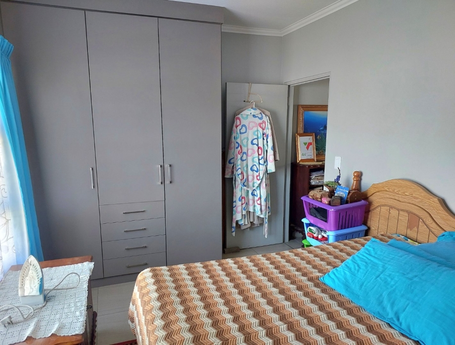 2 Bedroom Property for Sale in Ifafi North West